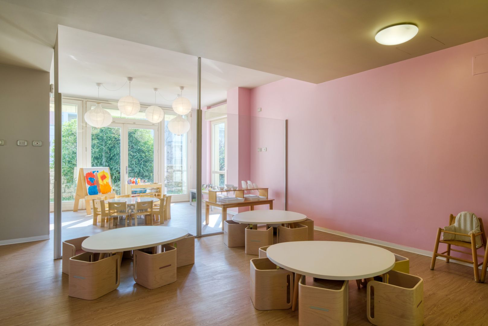 Gallery Asilo Alice - Ambienti_asilo_borgo_wuhrer 01